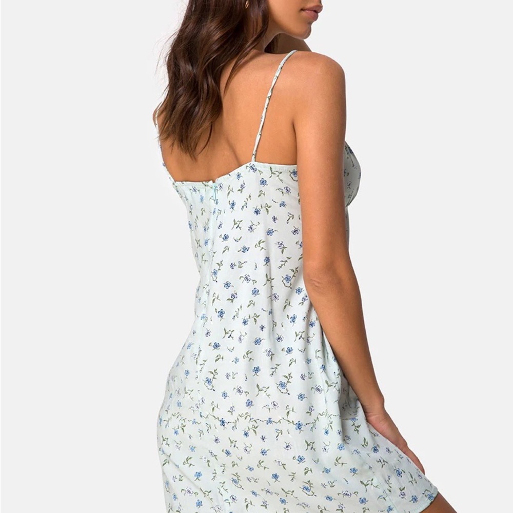 Notel Rocks KUMALA DRESS IN PRETTY PETAL GREEN size S - Picture 3 of 5